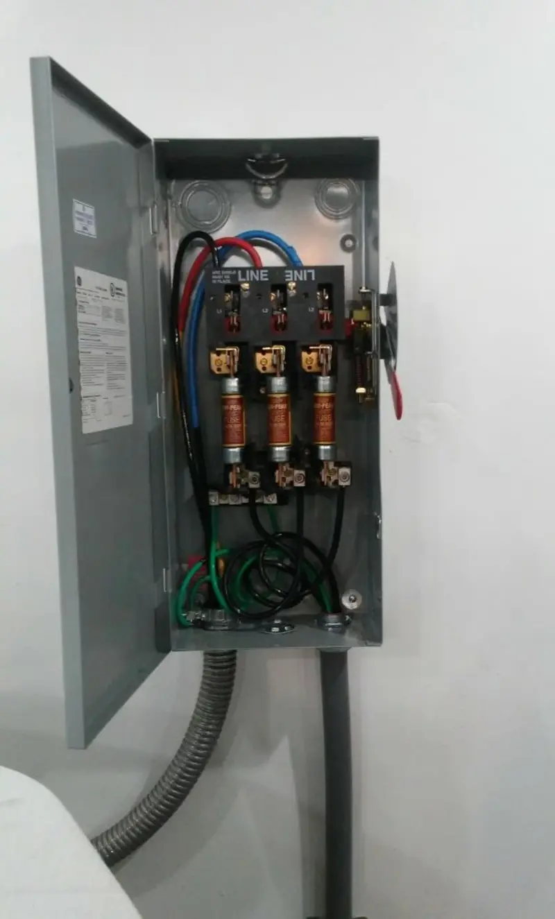 Three-phase disconnect switch installed for Electrical Wiring & Rewiring in Ballville